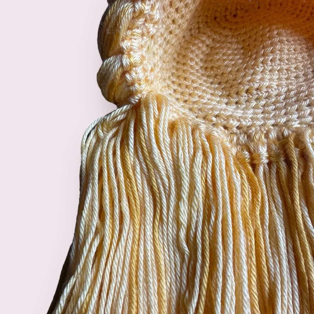 Kids Hand Made Crocheted Yarn Sleeping Beauty Blonde Wig Dress Up Costume - Picture 11 of 12